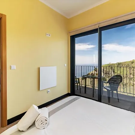 Apartment On The Cliffs With Ocean View, Perfect For Walking - Top Of The Cliff Faja da Ovelha